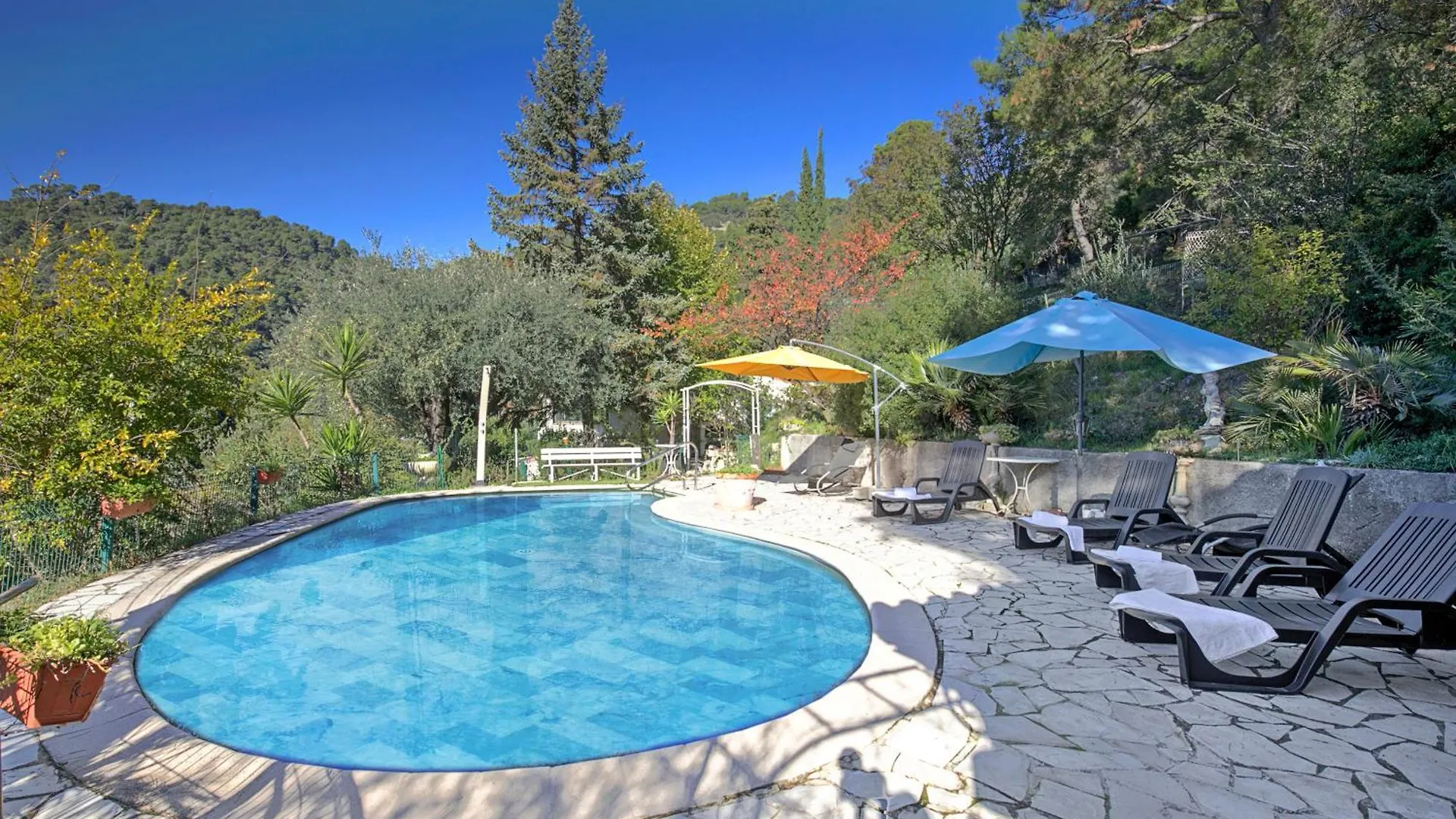 Villa Benni - Swimming Pool Mountain View - Happy Rentals Levens France